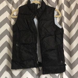 Black puffy vest